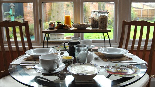 Breakfast area - Oak House B&B (Norwich)