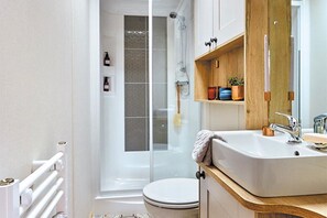 Premium Plus Caravan 2 (pet) | Bathroom | Towels