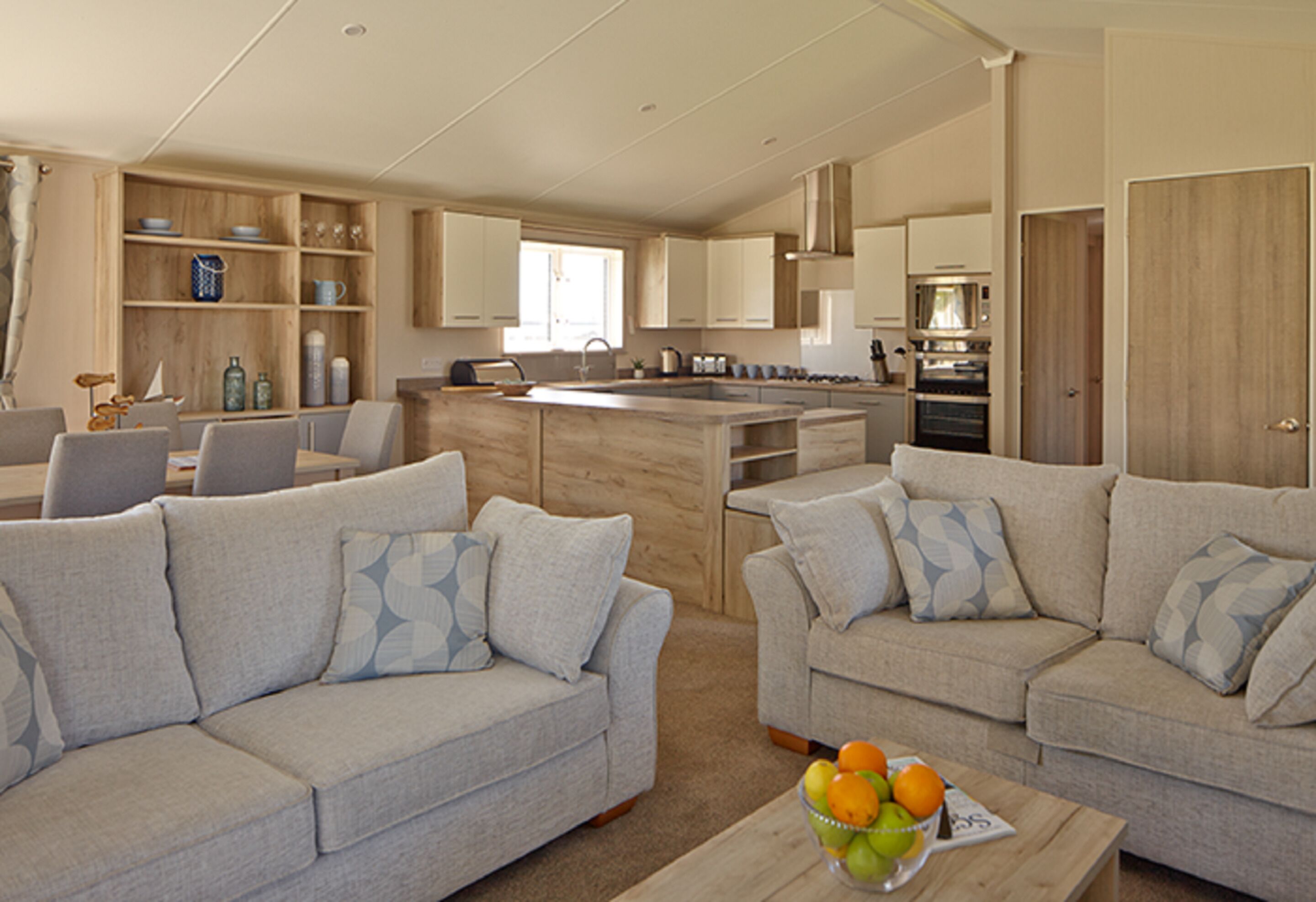 superior lodge 3 pet friendly | living area | flat-screen tv