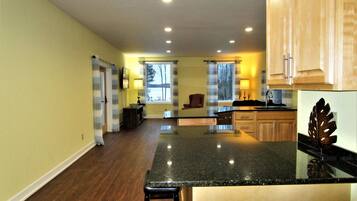 Kabin Deluks, Beberapa Tempat Tidur, Bebas Asap Rokok (Turo Home) | Dapur pribadi | Mesin pencuci piring