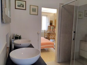 Ducha en el baño
