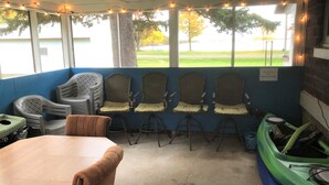 Porch - Active Lakeview Escape (Gile)