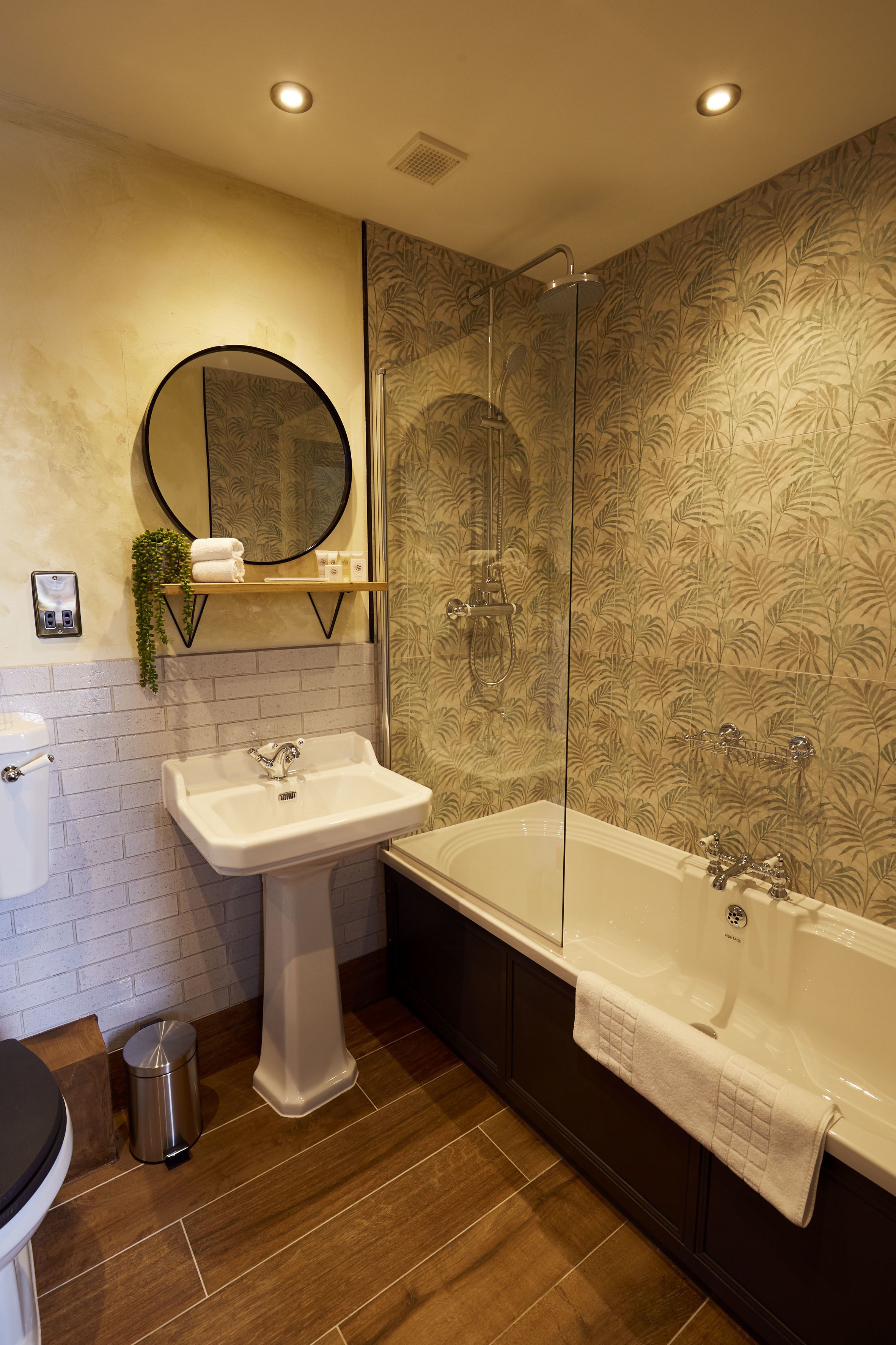 superior double room | bathroom | free toiletries, hair dryer, towels