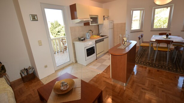 Living room - Apartment Mirela (Malinska-Dubasnica)