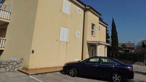 Exterior - Apartment Mirela (Malinska-Dubasnica)