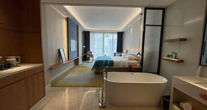 Nanning Jingdu International Hotel (Nanhu Park Binhu Road Metro Station)