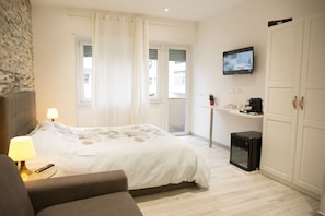 Minibar, individually decorated, blackout curtains, soundproofing