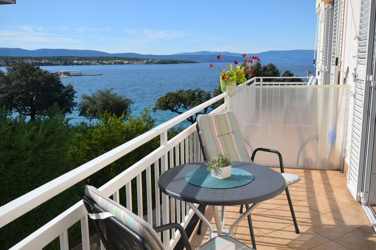 Standard-Studio (bok 205) | Balkon