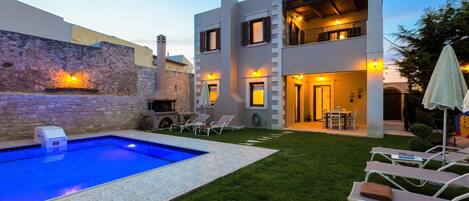 Front of property - evening/night