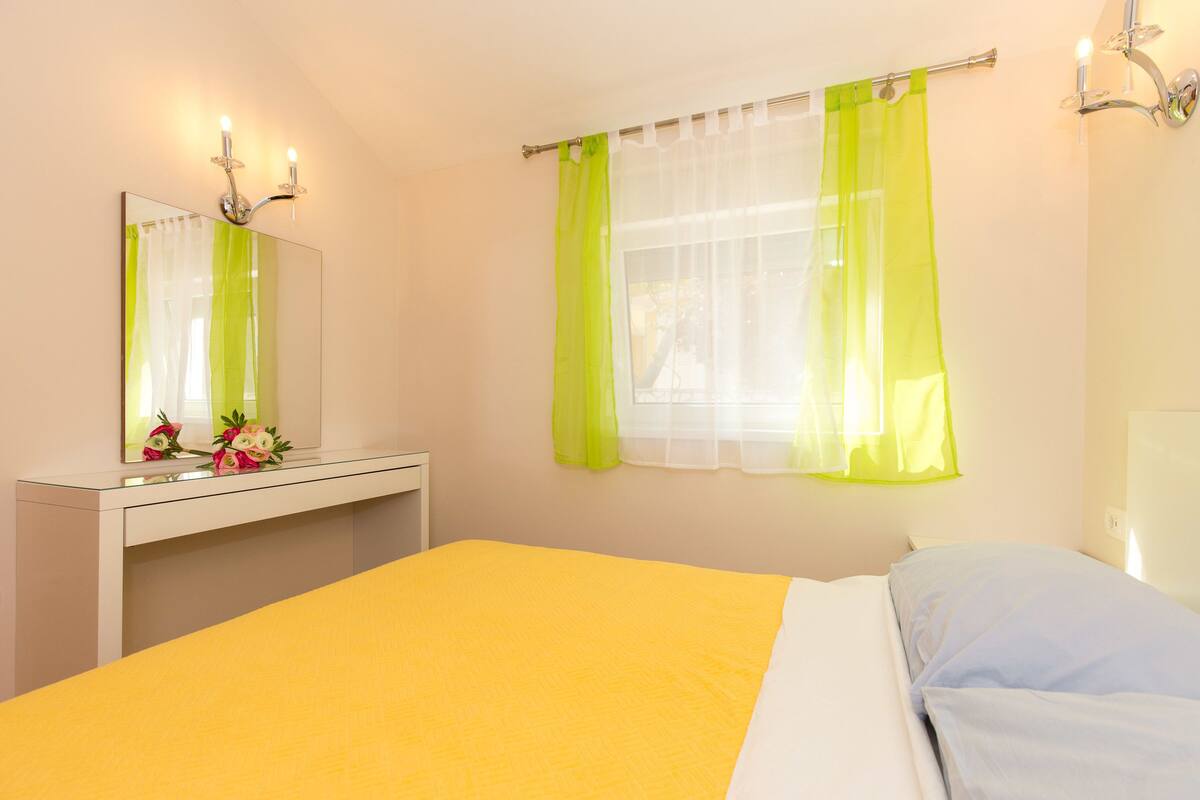Apartamento, 1 quarto, terraço (B) | Wi-Fi de cortesia, roupa de cama