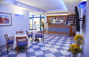 Cafe - Hotel smeraldo (Tortoreto)