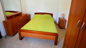 Room - Apartment Oresic (Malinska-Dubasnica)