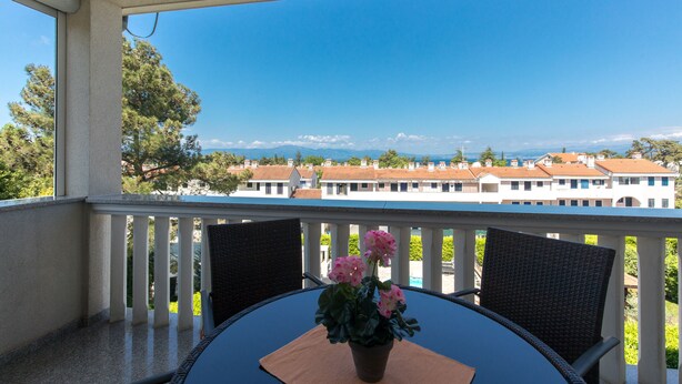 Villa, 4 Bedrooms | Balcony view - House Ore (Malinska-Dubasnica)