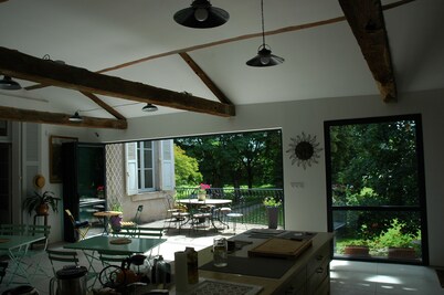 Gite La Fontaine du Chemin - Hostel