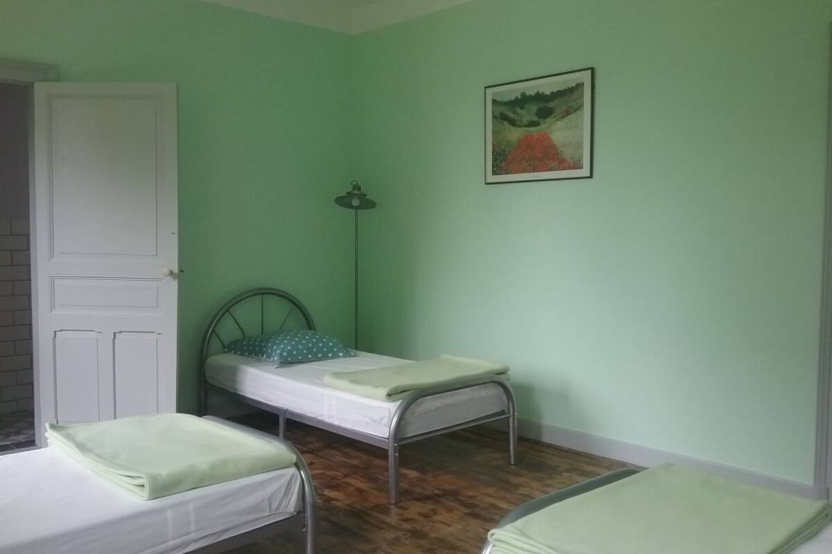 Chambres insonorisées, fer et planche à repasser