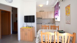 Unclassified image, 5 of 12, button - Apartment Jela (Malinska-Dubasnica)