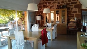 Restaurant - Chambre D'Hôtes Le Ponsonnet (Conques-en-Rouergue)