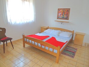 Estudio (75-101) | Cunas gratuitas, wifi gratis, ropa de cama