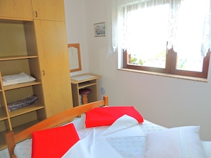 Studio Standard (78-203) | Lit de bébé (gratuit), accès au Wi-Fi (inclus), literie fournie