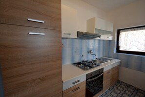 Apartment, 2 Schlafzimmer, Nichtraucher (619) | Eigene Küche | Kühlschrank, Ofen, Herdplatte, Kochgeschirr/Geschirr/Besteck