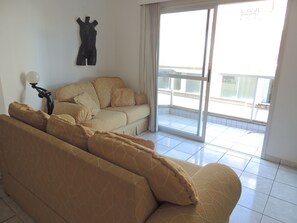 Flat-screen TV - Praia das Dunas Apartamento Aconchegante 2 Quartos (Cabo Frio)