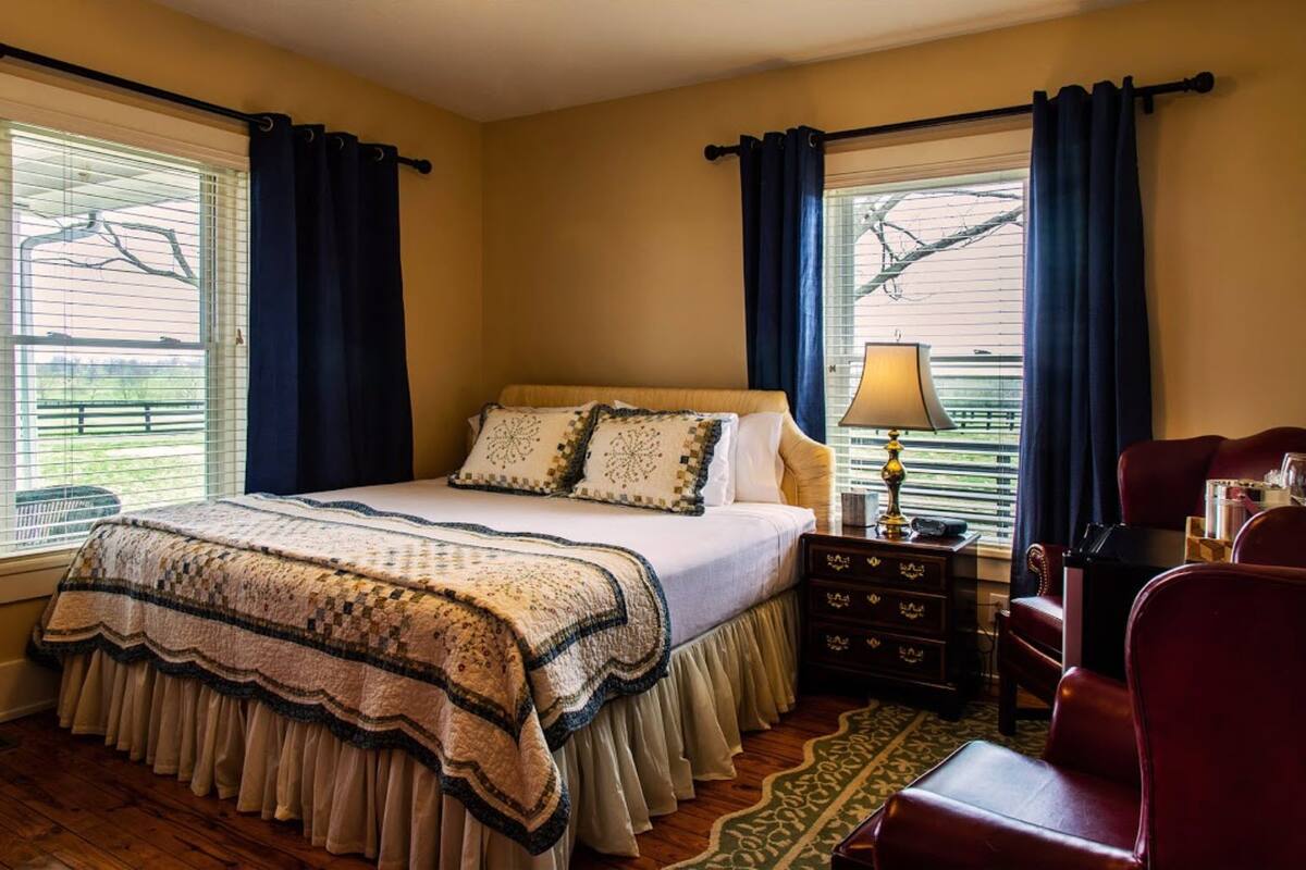 Bluegrass Room