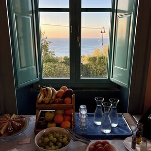 Desayuno diario por un coste adicional