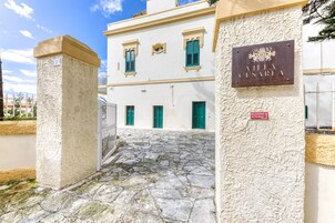Ingresso della struttura