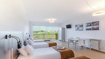 Dormitorio condiviso, per soli uomini, bagno condiviso (1 Bed in a 4-Bed Dorm) | Wi-Fi gratuito