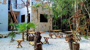 ساحة الطعام