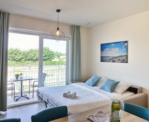 Family studio | 2 adults - 3 kids | Living area