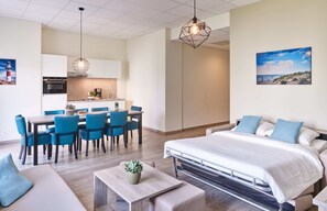 Spacious Family suite | 4 adults - 3 kids | Private kitchen | Full-size fridge, microwave, oven, stovetop