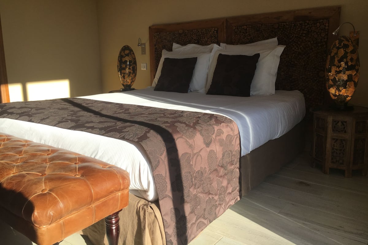 Double Room (Dolce Vita) | Premium bedding, pillowtop beds, in-room safe, individually decorated