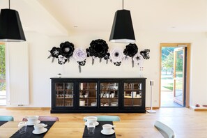 Library - Maison d'hôtes & Spa La Scierie (Salins-les-Bains)