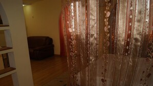 Premier Suite, 1 King Bed | In-room safe, desk, iron/ironing board (on request), free WiFi - Triumph Hotel (Rudny)