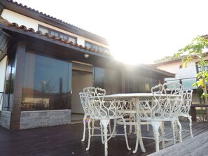 บ้านพัก, หลายเตียง, ปลอดบุหรี่ | ลานระเบียง/นอกชาน