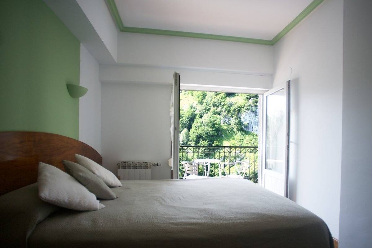 Double Room | Desk, blackout drapes, WiFi (free), bed sheets