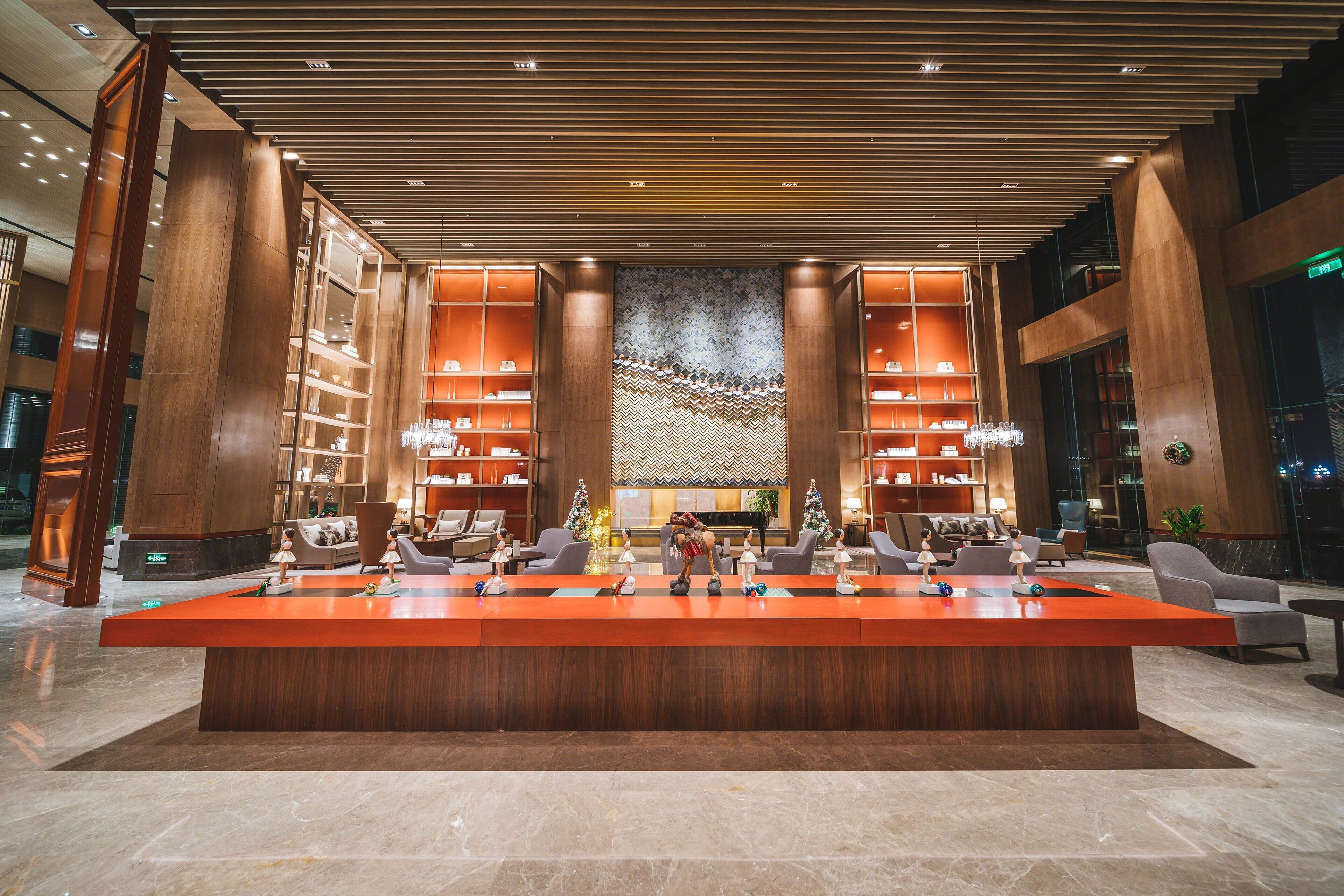 4 restaurants, breakfast, lunch, dinner served; chinese cuisine