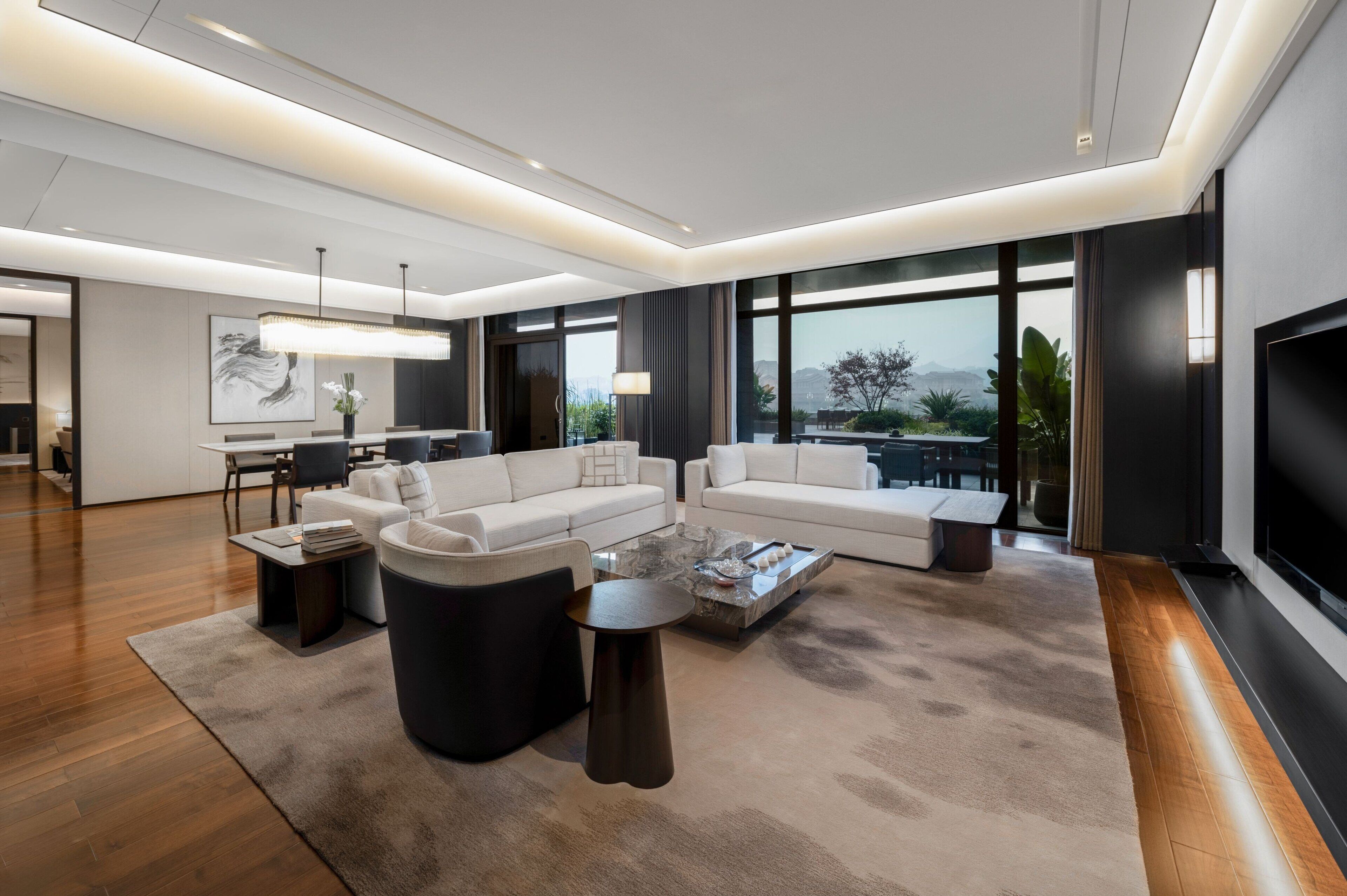 suite, 1 bedroom, mountain view (jinding) | 1 bedroom, down duvets, in-room safe, desk