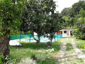 Outdoor pool - Villa Del Bosque Totumo (Ibagué)