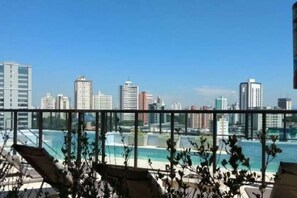 야외 수영장, 일광욕 의자