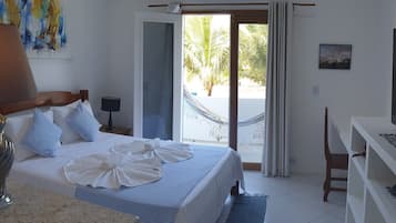 Suite Deluxe (Superior) | 1 dormitorio, ropa de cama de alta calidad, minibar y caja fuerte