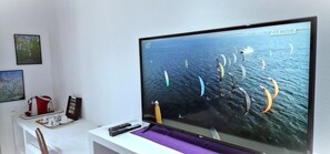 1 ห้องนอน, เครื่องนอนระดับพรีเมียม, มินิบาร์, ตู้นิรภัยในห้องพัก