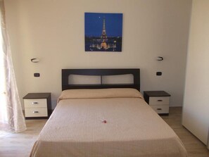 Double Room, Balcony