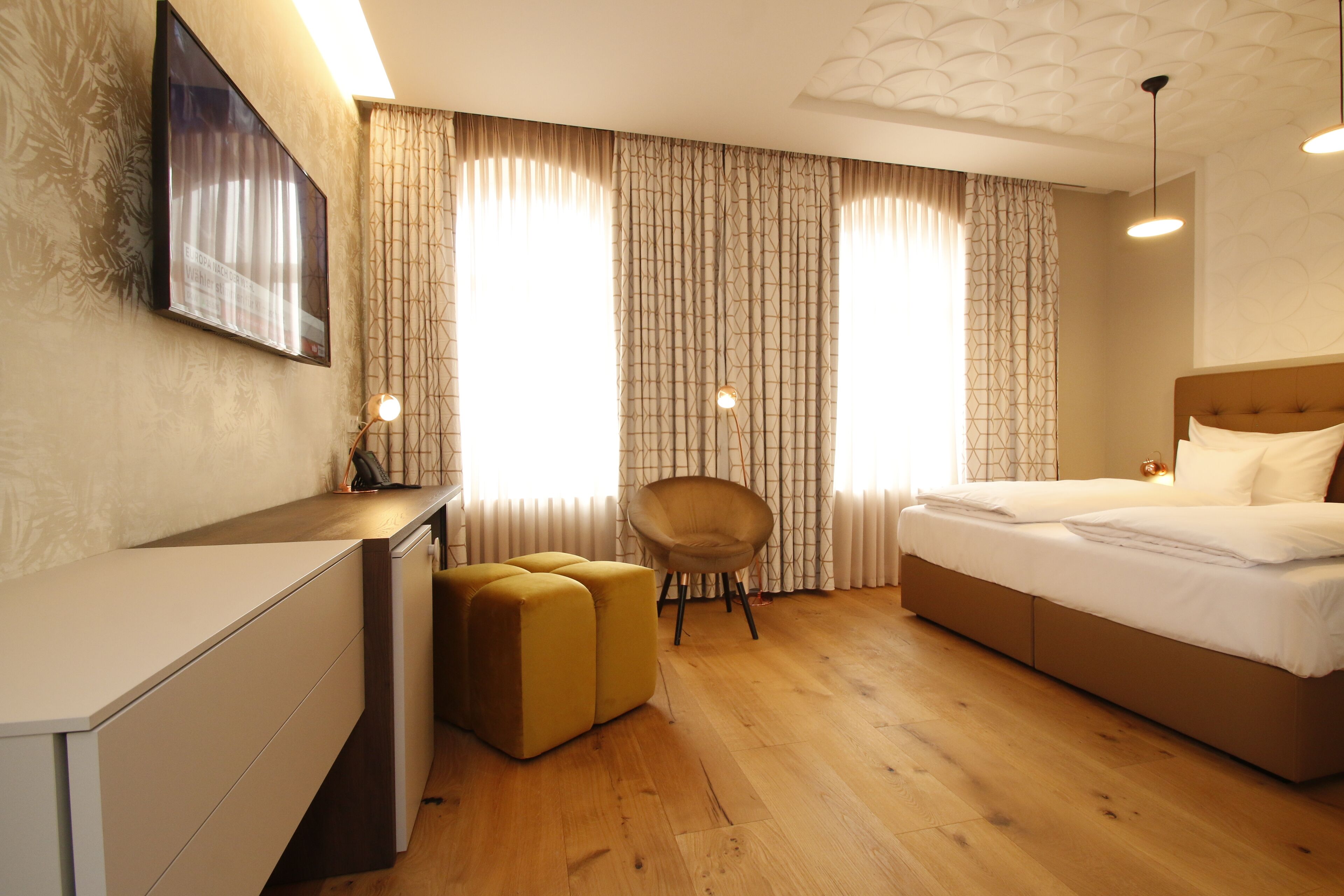 superior double room, 1 king bed, non smoking | 1 bedroom, premium bedding, down duvets, minibar