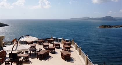 2 Bedroom Apartment Lake View 8 by Likya Global