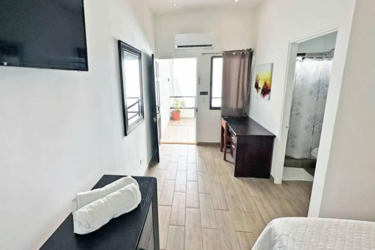 Premium bedding, down duvets, pillow-top beds, minibar