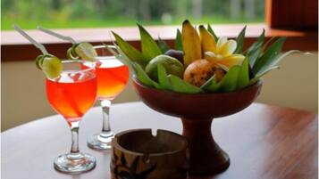 Makanan dan minuman