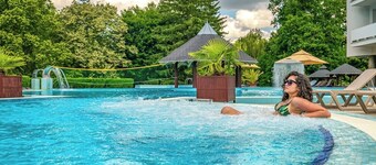 Ambient Hotel & Aromaspa Sikonda