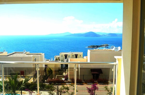 Apartment, 2 Bedrooms, Sea View | View from room